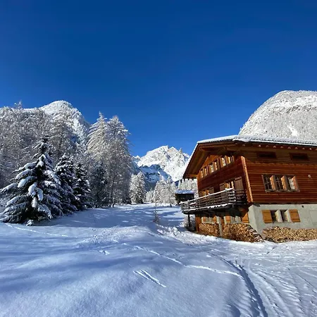 Val Ferret Ideal For Tmb, Hiking, Panorama Praz-de-Fort